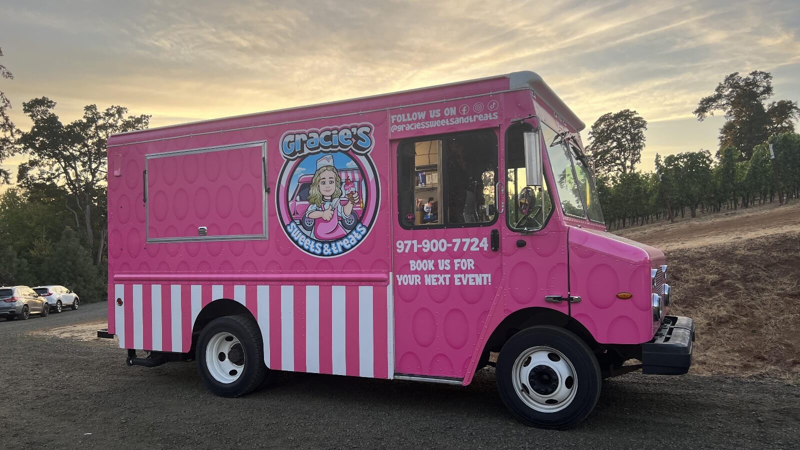 Gracie's Sweets & Treats Food Truck Portland, OR Truckster