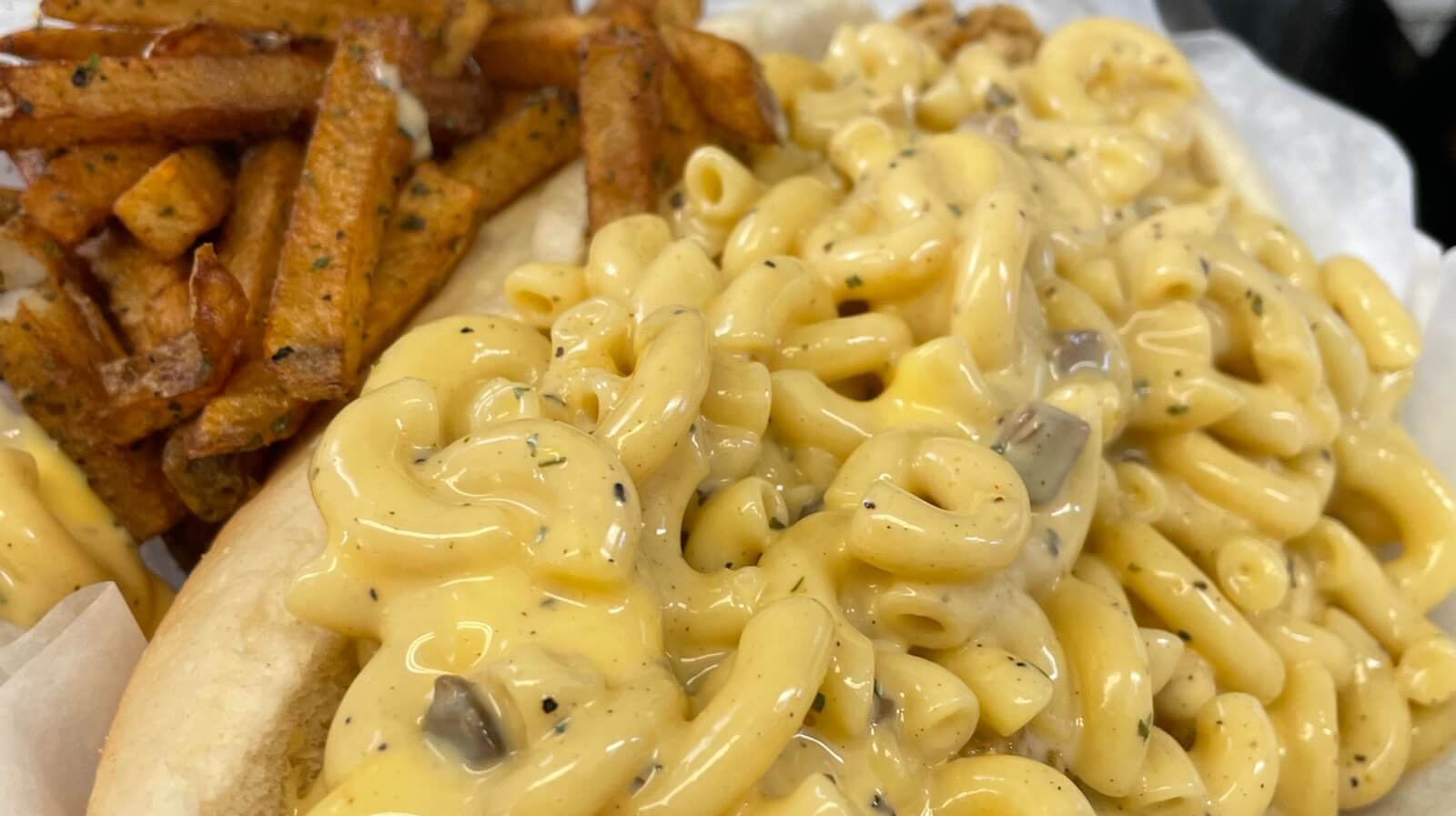 Chicken Macaroni & Cheese Truck Food Truck Kansas City and Kansas Ci