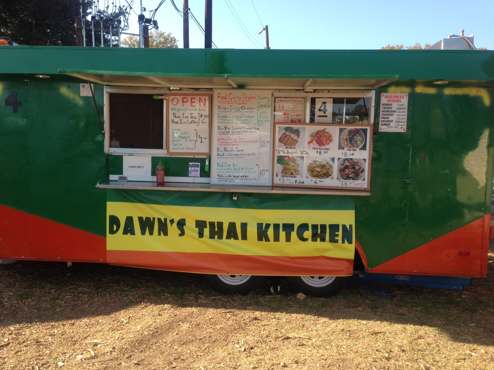 dawn-s-thai-kitchen-food-truck-austin-tx-truckster