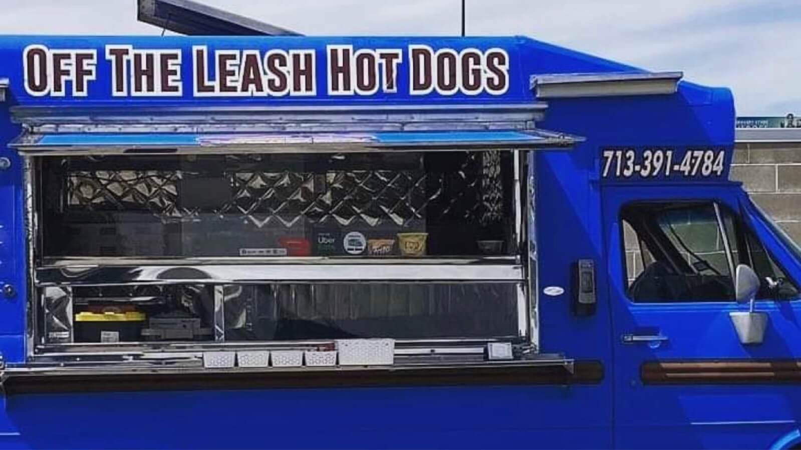 Off The Leash Hot Dogs Food Truck Houston TX Truckster off-the-leash-hot-dogs-food-truck-houston-tx-truckster